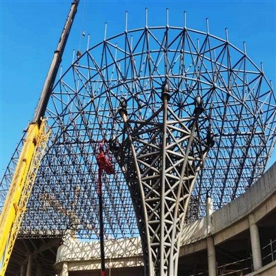 Coque de grille de structure en acier